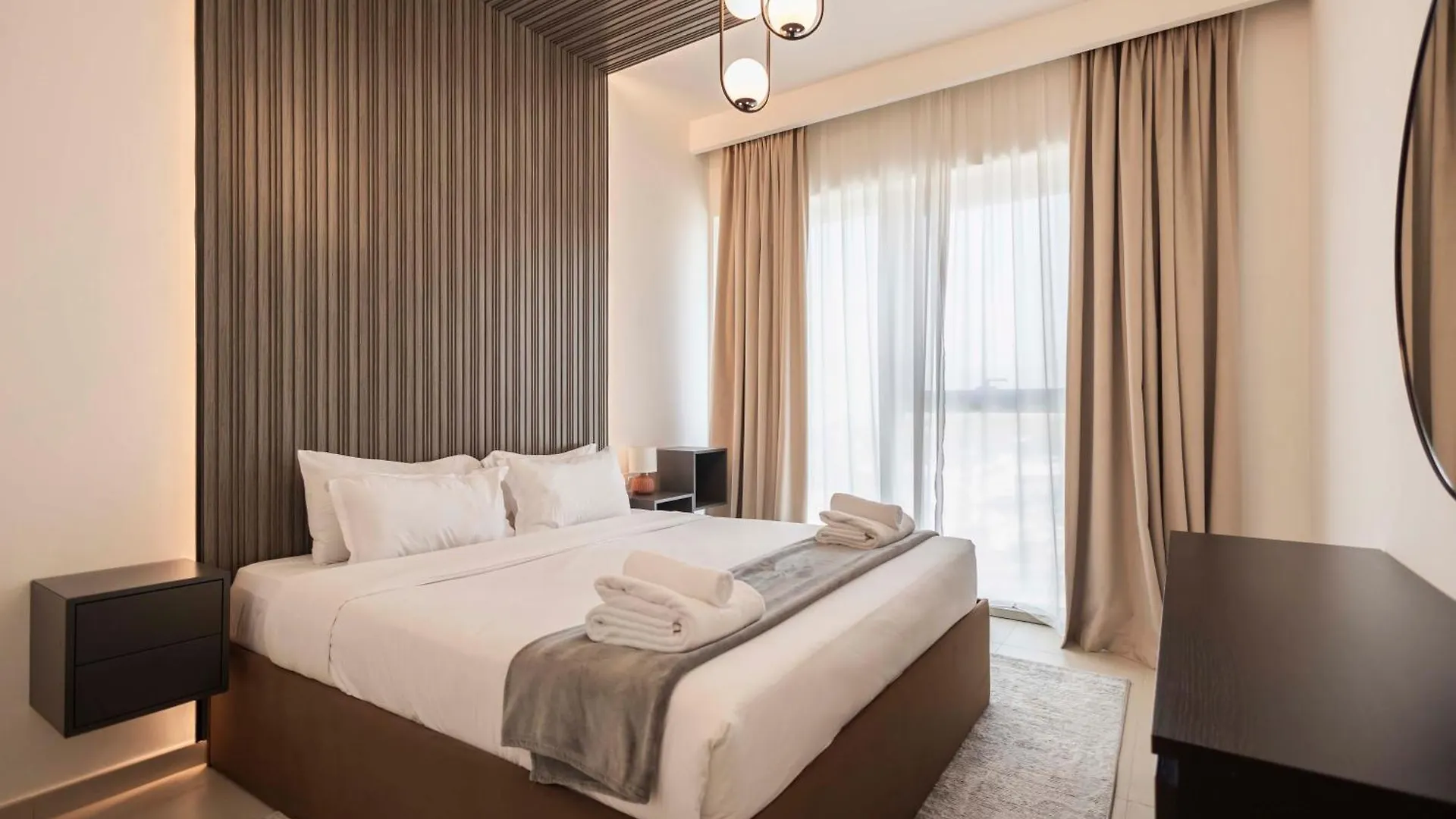 Modern Apartment At Downtown By Serenity Living Holiday Homes Dubai 0*,  United Arab Emirates